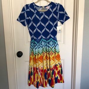 NWT Small Rainbow LuLaRoe Amelia